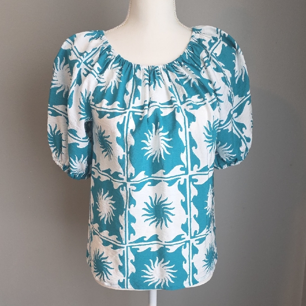 Sonoma Teal and White Sun Patterned Blouse NWOT Size Small